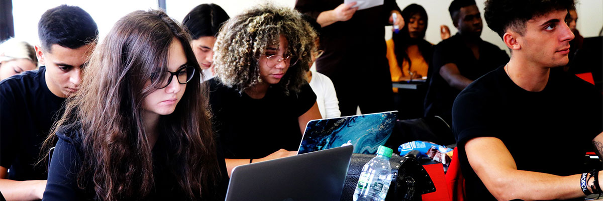 professeurs et étudiants